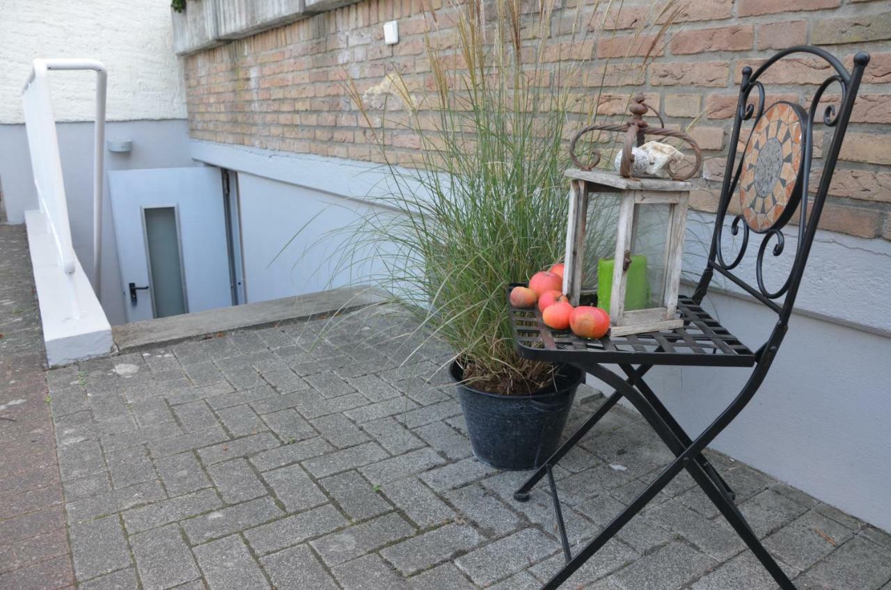Souterrainappartement Bielefeld Eksteriør bilde